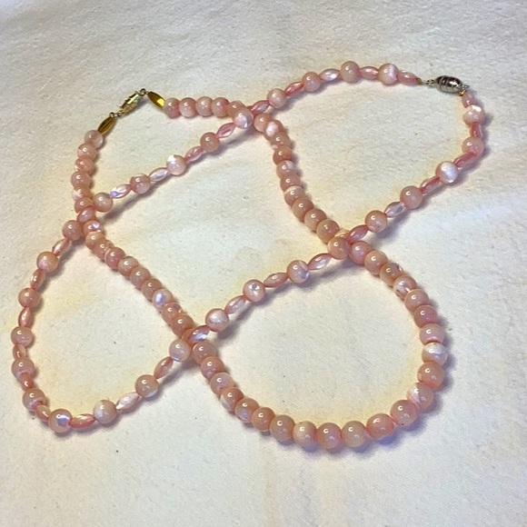 FINAL SALE PRICE 2 Piece Pink Beaded Necklaces - Picture 1 of 4